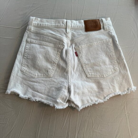 Levi‘s White Denim Distressed High Rise Ribcage Women's Shorts Size 27 - Picture 5 of 11